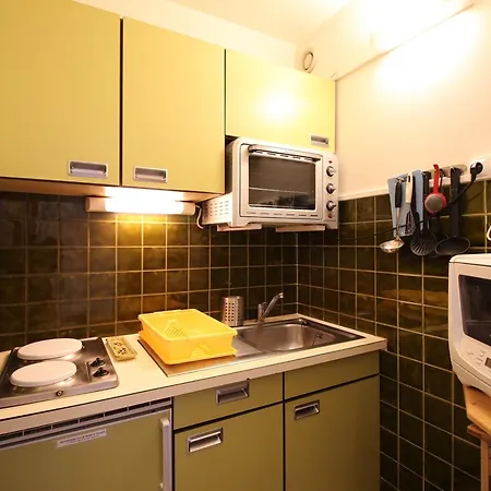 Apartment T2bis Avec Balcon Et Parking Proche Centre Et Thermes - Le - Fr-1-415-152